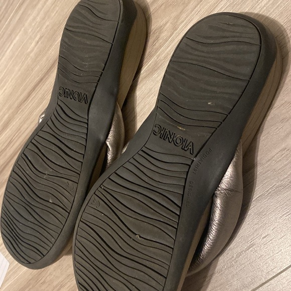Vionic Lida flip flop size 8.5 - Picture 5 of 5